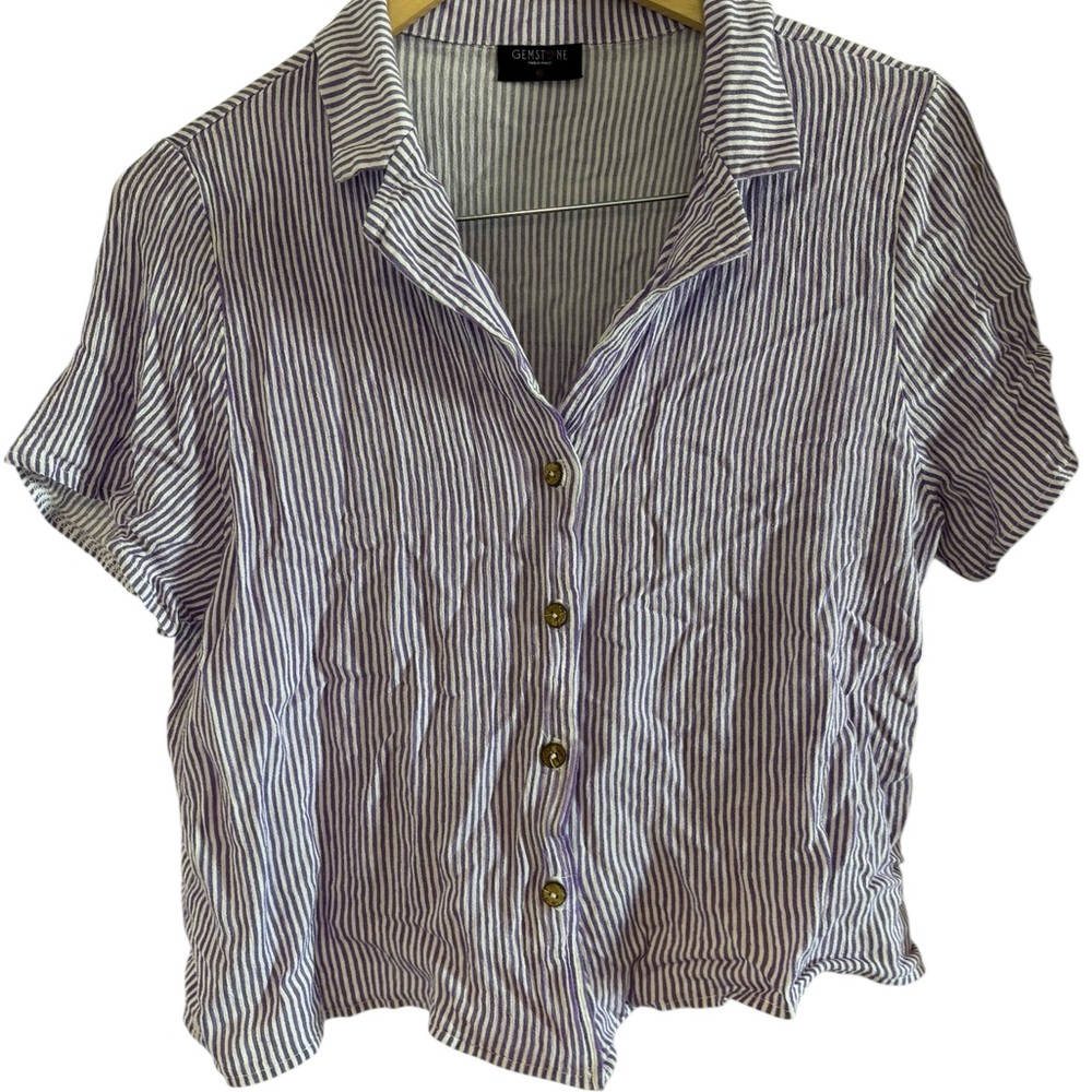 Gemstone Women's Purple and White Striped Button-Down Crop Top Size XL